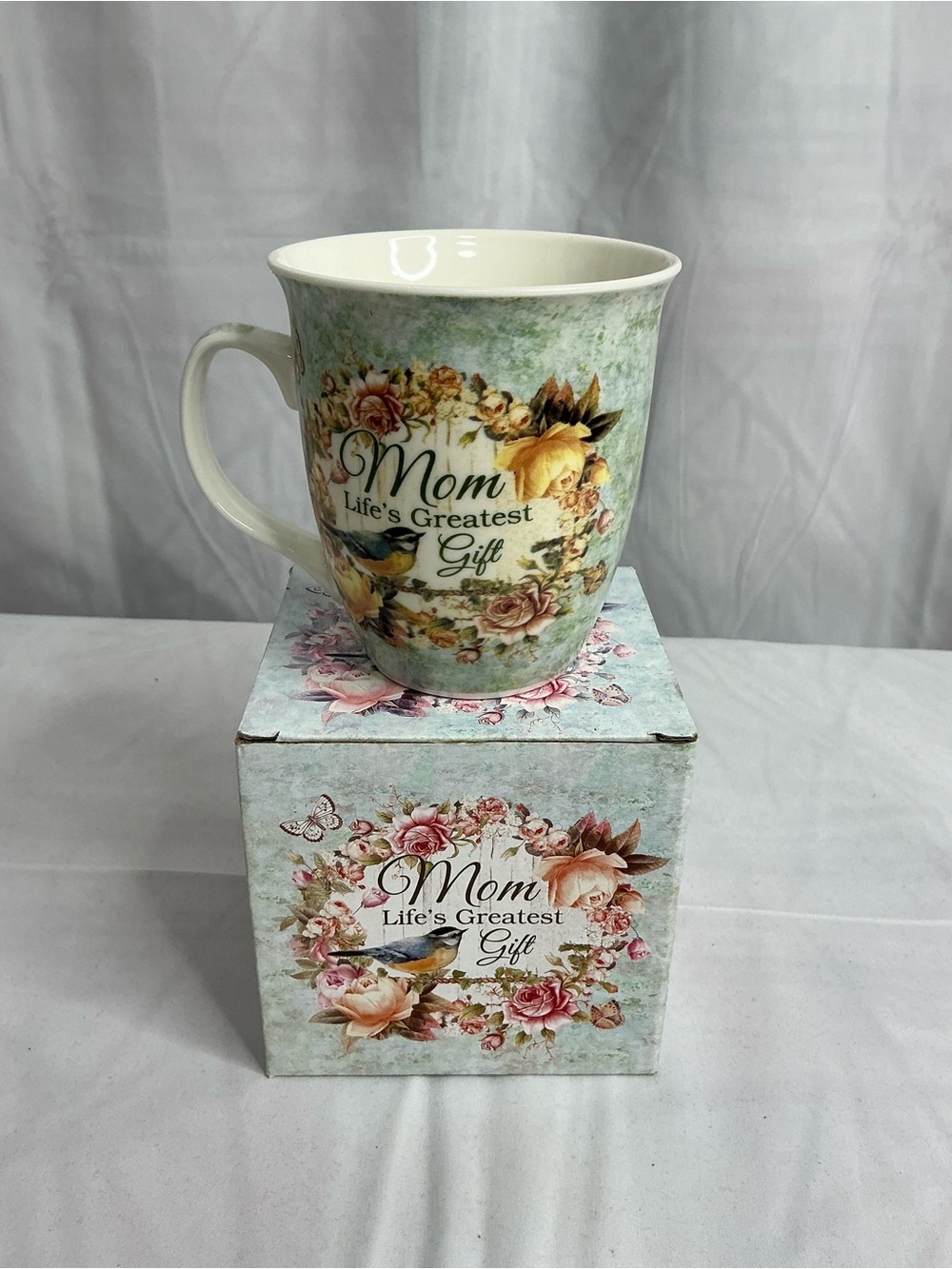0006 - Floral Green "Mom Life's Greatest Gift" Ceramic Mug